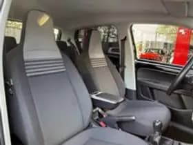 Volkswagen Up thumbnail 4
