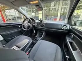 Volkswagen Up thumbnail 8