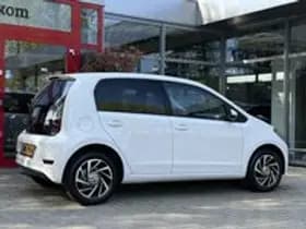Volkswagen Up thumbnail 11
