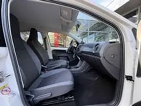 Volkswagen Up thumbnail 8