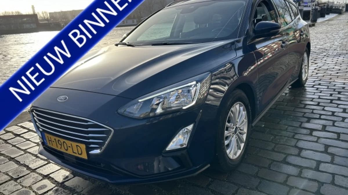 Ford Focus 1.5 EcoBoost Titanium Business — foto 1