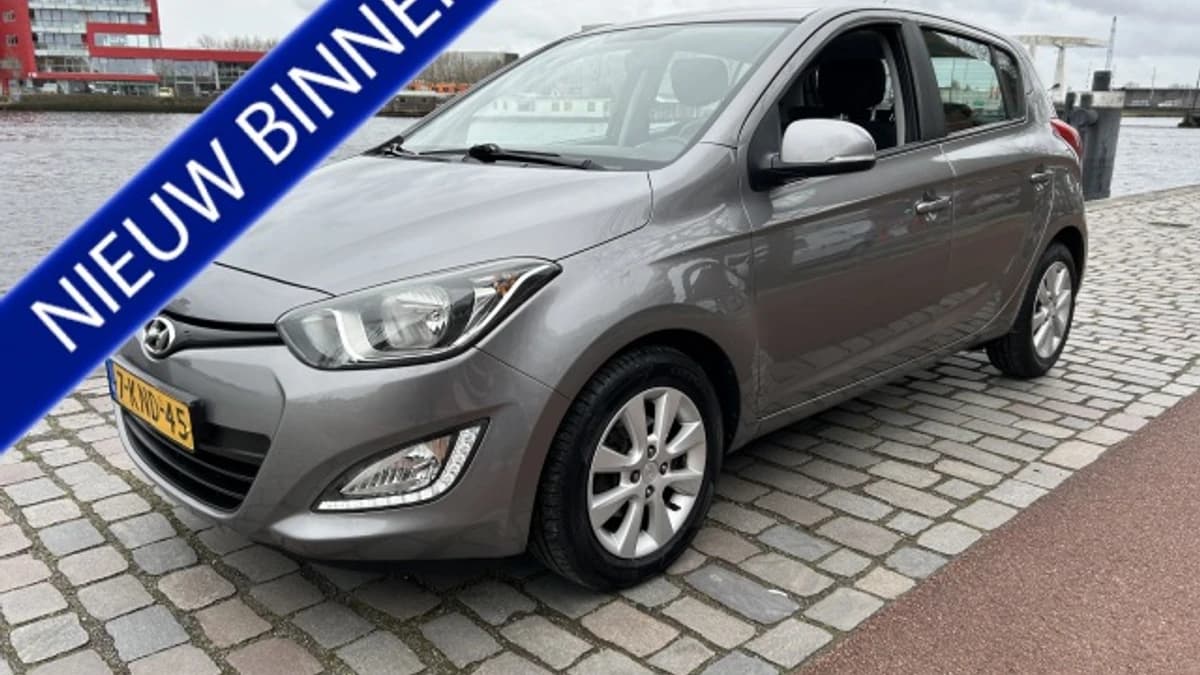 Hyundai I20 1.2i i-Deal — foto 1