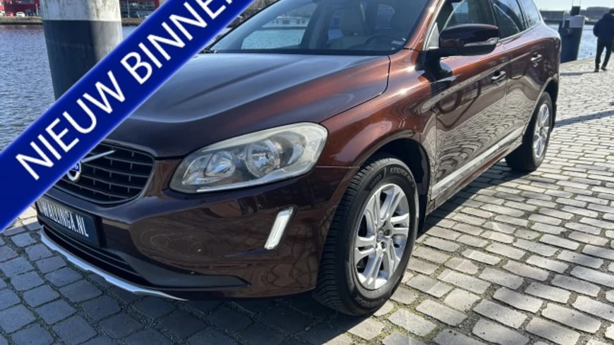 Volvo Xc60 2.0 T5 FWD Summum — foto 1