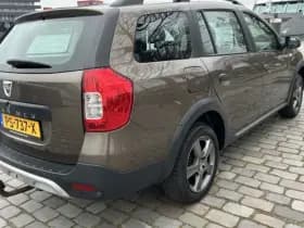 Dacia Logan MCV 0.9 TCe Stepway thumbnail 2