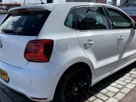 Volkswagen Polo 1.4 TSI BlueGT thumbnail 2
