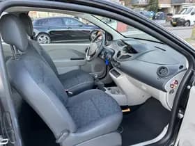 Renault Twingo 1.2 Authentique thumbnail 3