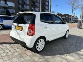 Kia Picanto thumbnail 2