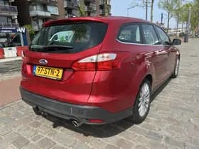 Ford Focus thumbnail 2