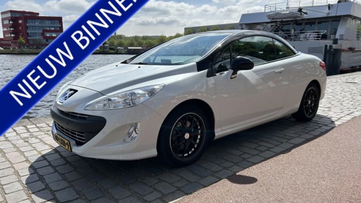 Peugeot 308 — foto 1
