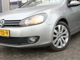 Volkswagen Golf thumbnail 3