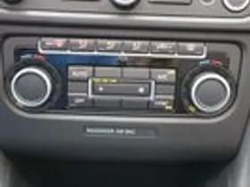 Volkswagen Golf thumbnail 22