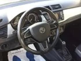 Škoda Fabia thumbnail 11