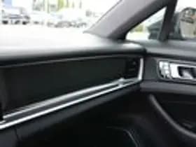 Porsche Panamera thumbnail 21