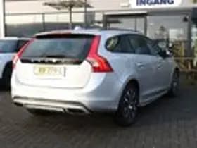 Volvo V60 thumbnail 5