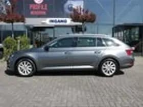 Škoda Superb thumbnail 6