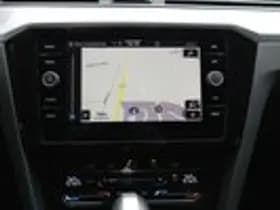 Volkswagen Passat thumbnail 21