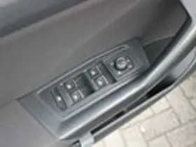 Volkswagen T-Roc thumbnail 12
