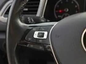 Volkswagen T-Roc thumbnail 15