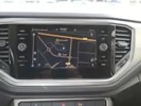 Volkswagen T-Roc thumbnail 18