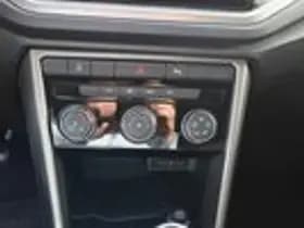 Volkswagen T-Roc thumbnail 22