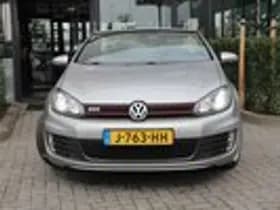 Volkswagen Golf thumbnail 2