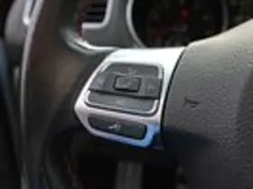 Volkswagen Golf thumbnail 18