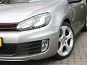 Volkswagen Golf thumbnail 4