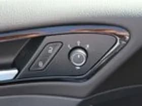 Volkswagen Golf thumbnail 11