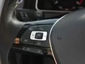 Volkswagen Golf thumbnail 14
