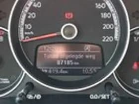 Volkswagen Up! thumbnail 12