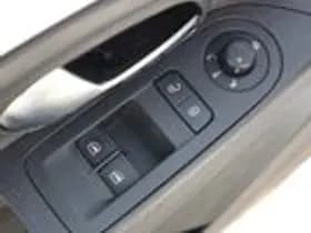 Volkswagen Up! thumbnail 10
