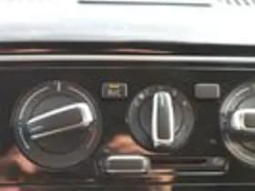 Volkswagen Up! thumbnail 13