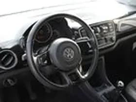 Volkswagen Up! thumbnail 10