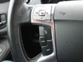 Ford S-Max thumbnail 11