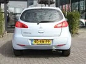Mitsubishi Colt thumbnail 3