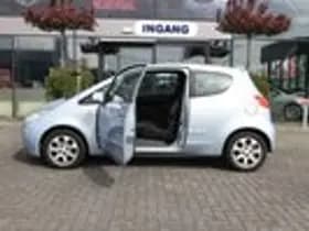 Mitsubishi Colt thumbnail 6