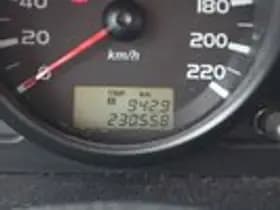 Mitsubishi Colt thumbnail 10