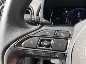 Toyota Yaris 1.5 Hybrid 115 First Edition Automaat thumbnail 10