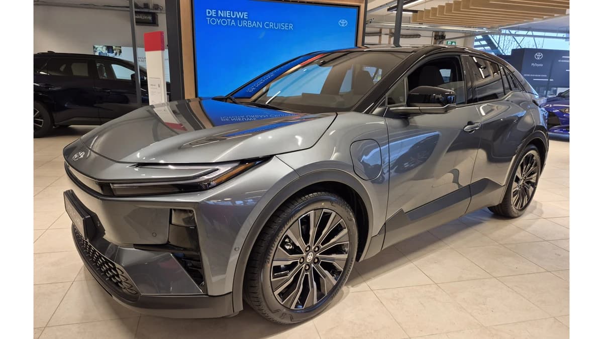 Toyota C-HR+ — foto 1