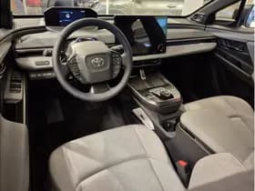 Toyota C-HR+ thumbnail 2