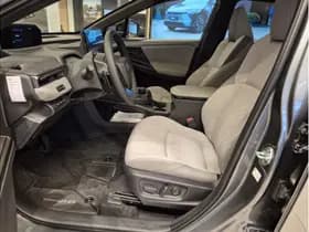 Toyota C-HR+ thumbnail 9