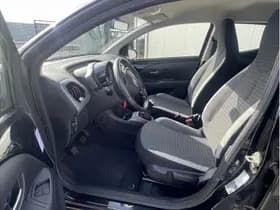 Toyota Aygo thumbnail 2