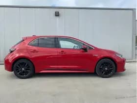 Toyota Corolla thumbnail 3