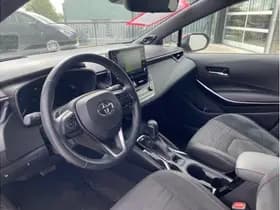 Toyota Corolla thumbnail 5