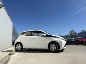 Toyota Aygo 1.0 Vvt-I X-Play thumbnail 4