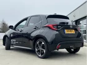 Toyota Yaris 1.5 Hybrid 130 Executive thumbnail 9