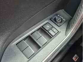 Toyota RAV4 thumbnail 12