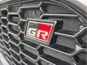 Toyota RAV4 thumbnail 19