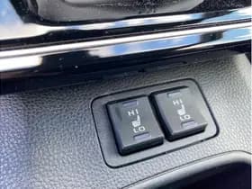 Toyota Corolla thumbnail 9