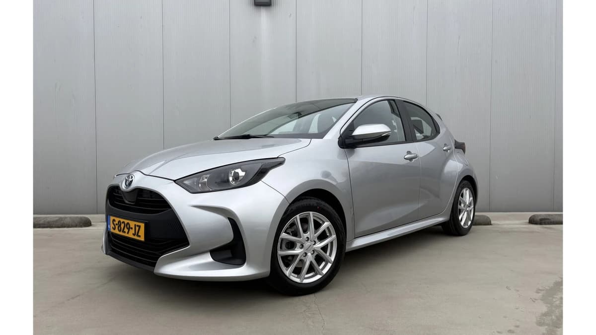 Toyota Yaris 1.5 Hybrid Active Limited — foto 1